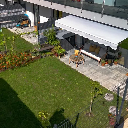Sunny Garden Apartament