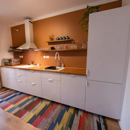 Sunny Garden Apartament